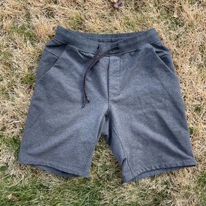Lulu lemon city sweat short